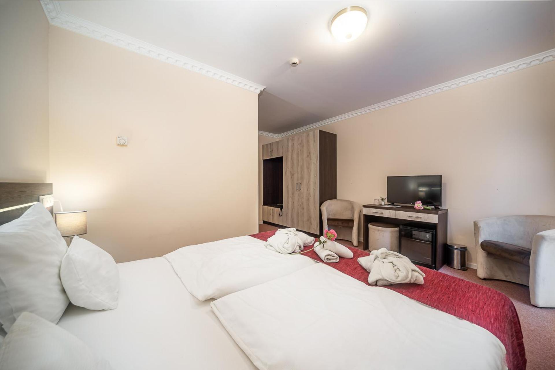 Tapioszecso Termal Hotel Vesta מראה חיצוני תמונה