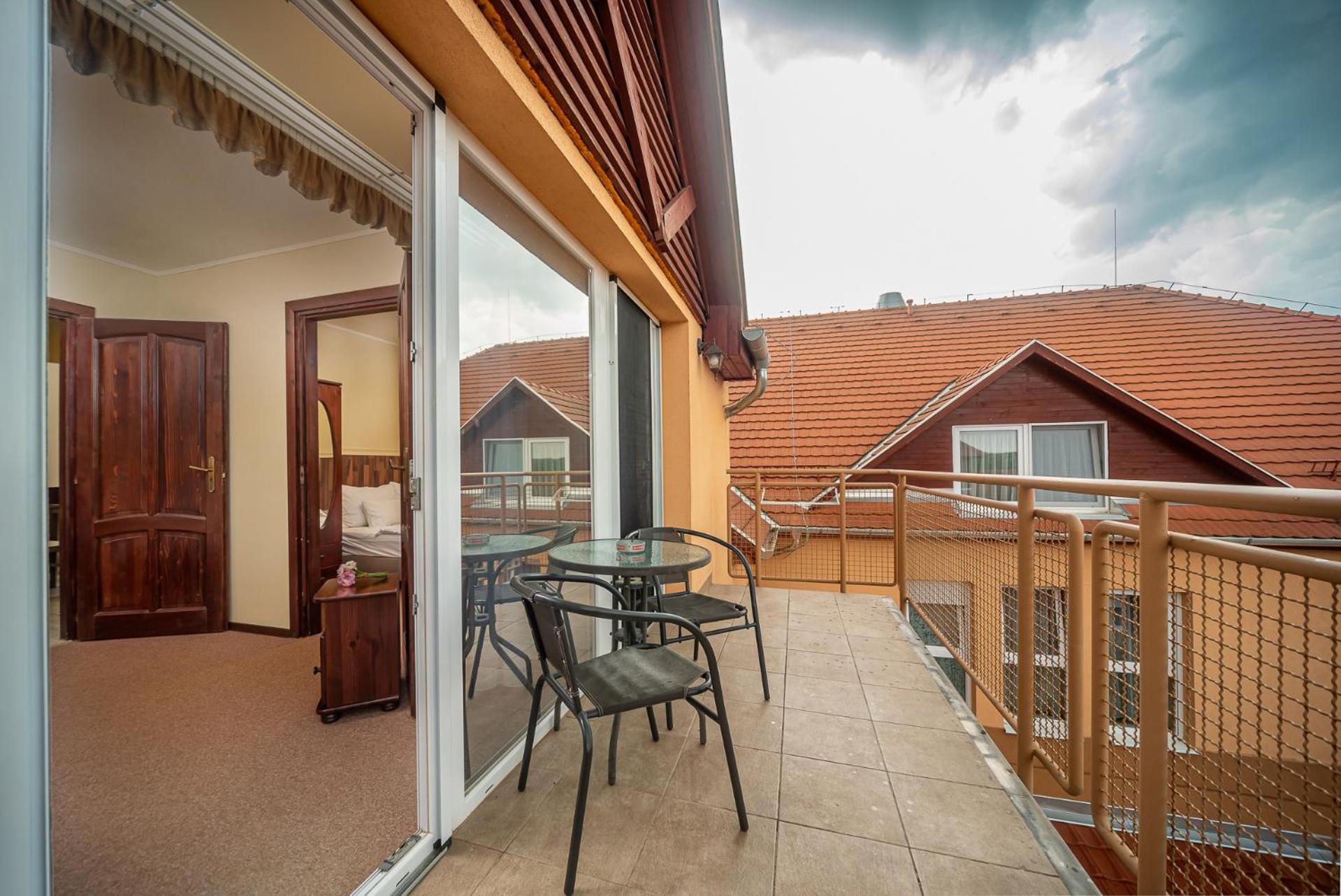 Tapioszecso Termal Hotel Vesta מראה חיצוני תמונה