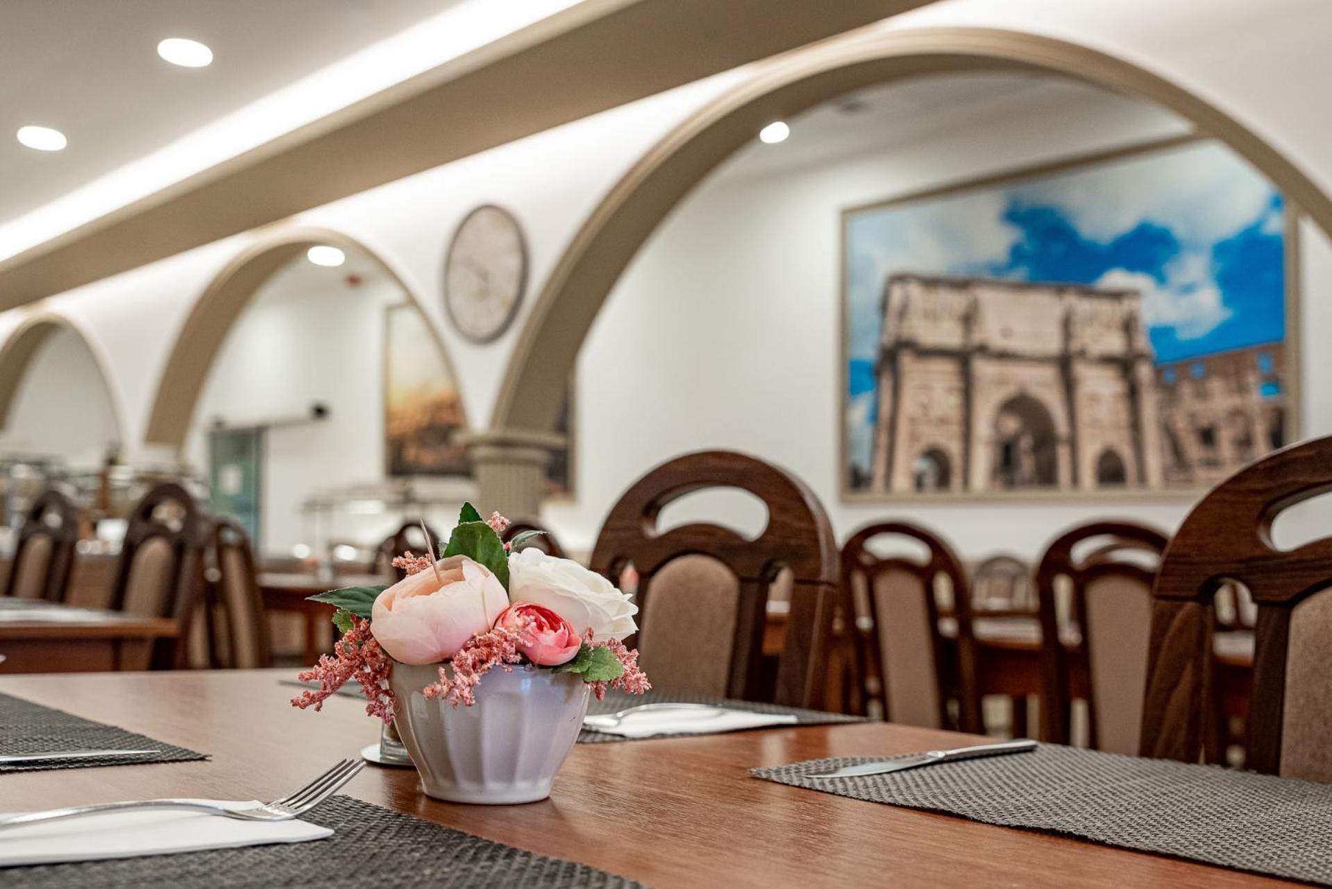 Tapioszecso Termal Hotel Vesta מראה חיצוני תמונה